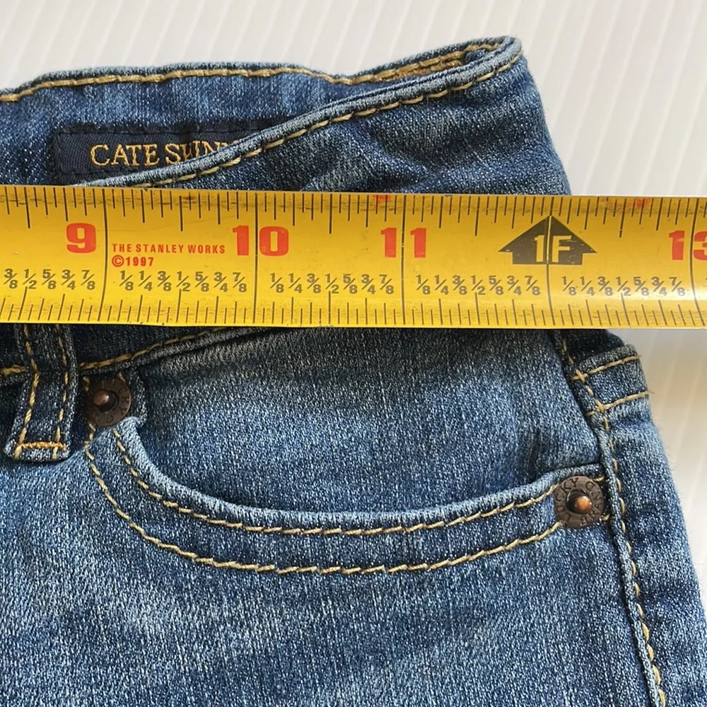 Lucky brand Cate skinny girls jean.  Size 10